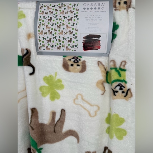 St Patrick' s Day Oversized Throw Blanket Dogs Shamrocks, Bones 50” X 70” - Picture 5 of 6